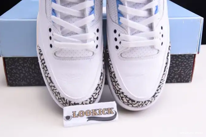 Rep 3 CT8532-104 Air Jordan UNC 0604